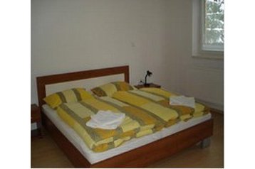 Słowenia Privát Ukanc, Zewnątrz